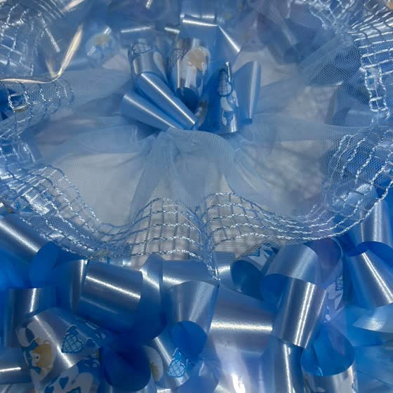 Tulle azzurro e nastri